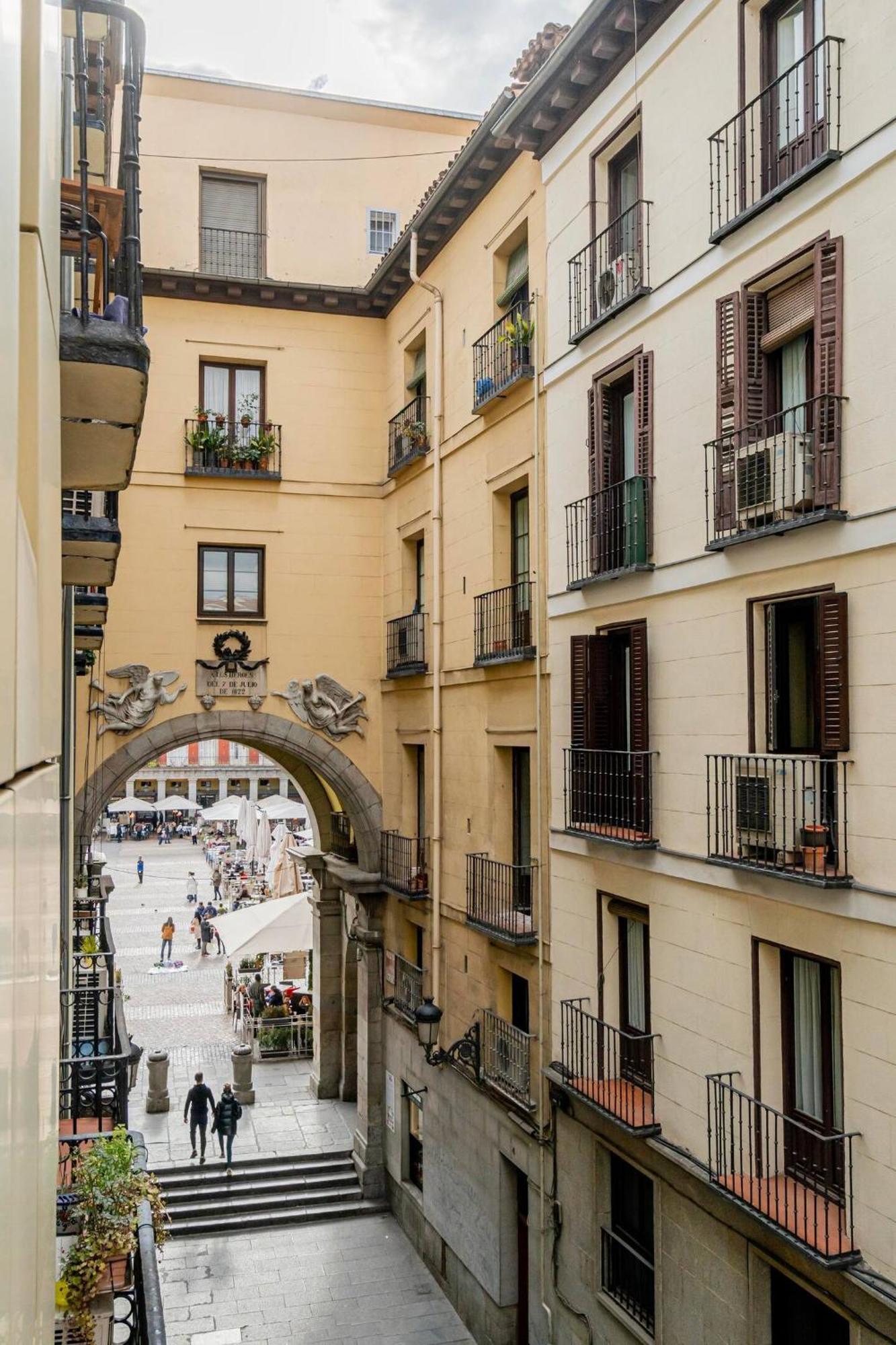 Apartamento Con Balcon A Calle Mayor Ideal Parejas Madrid Exterior foto